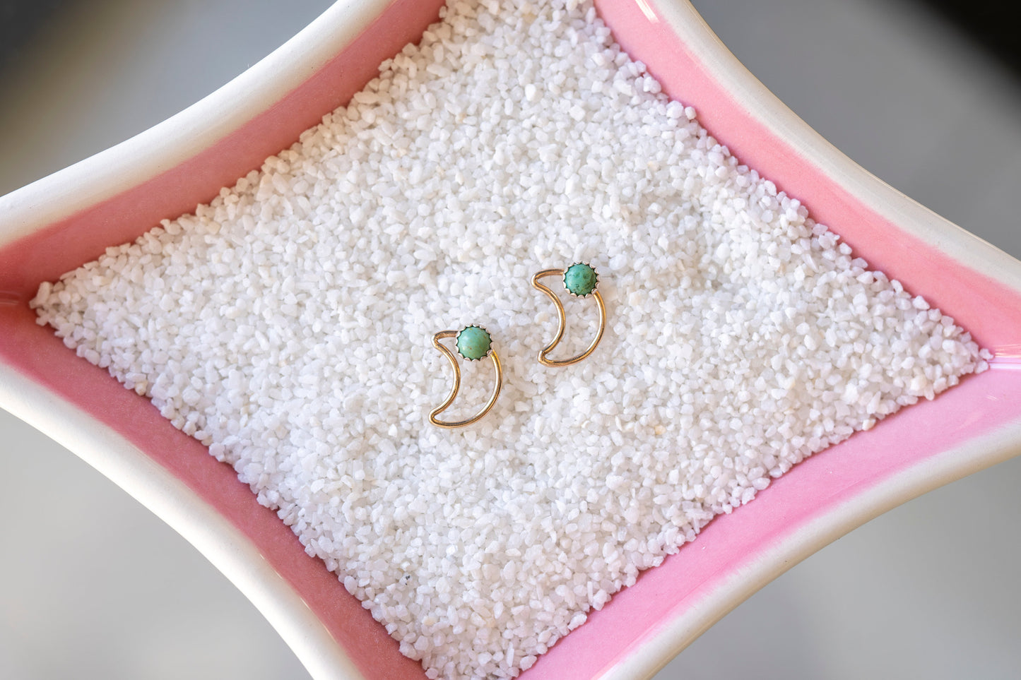 Gold Filled Moon Connector w/4mm Kingman Turquoise