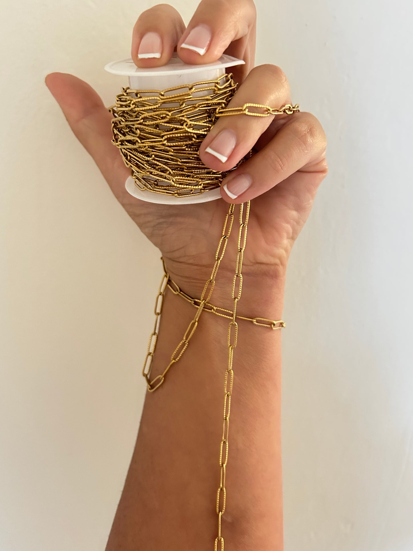 Stainless Steel PVD Coated Patterned Paper Clip Chain