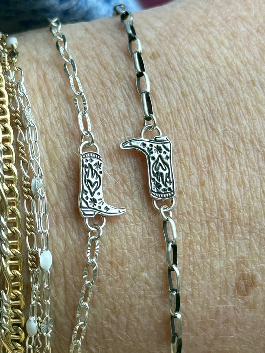 Cowboy Boot Connector