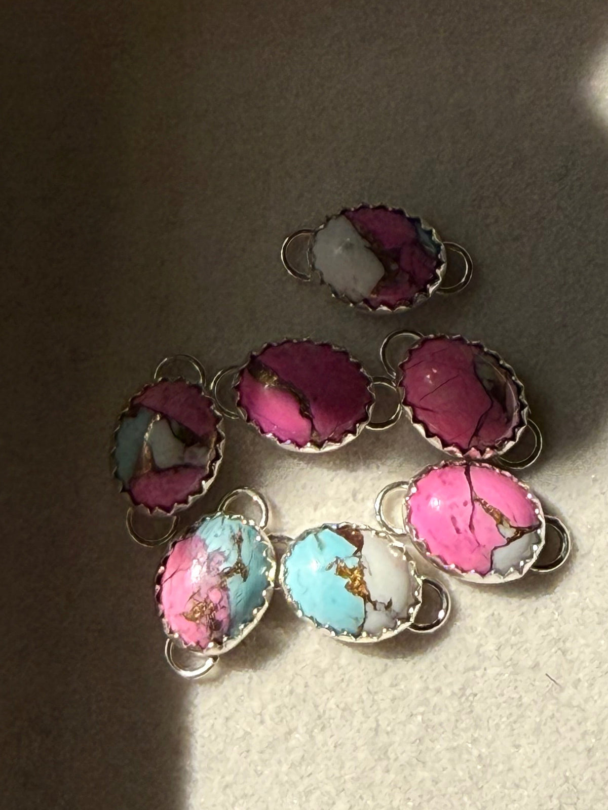 9x7mm  Cotton Candy Dahlia Connectors 3 Pack