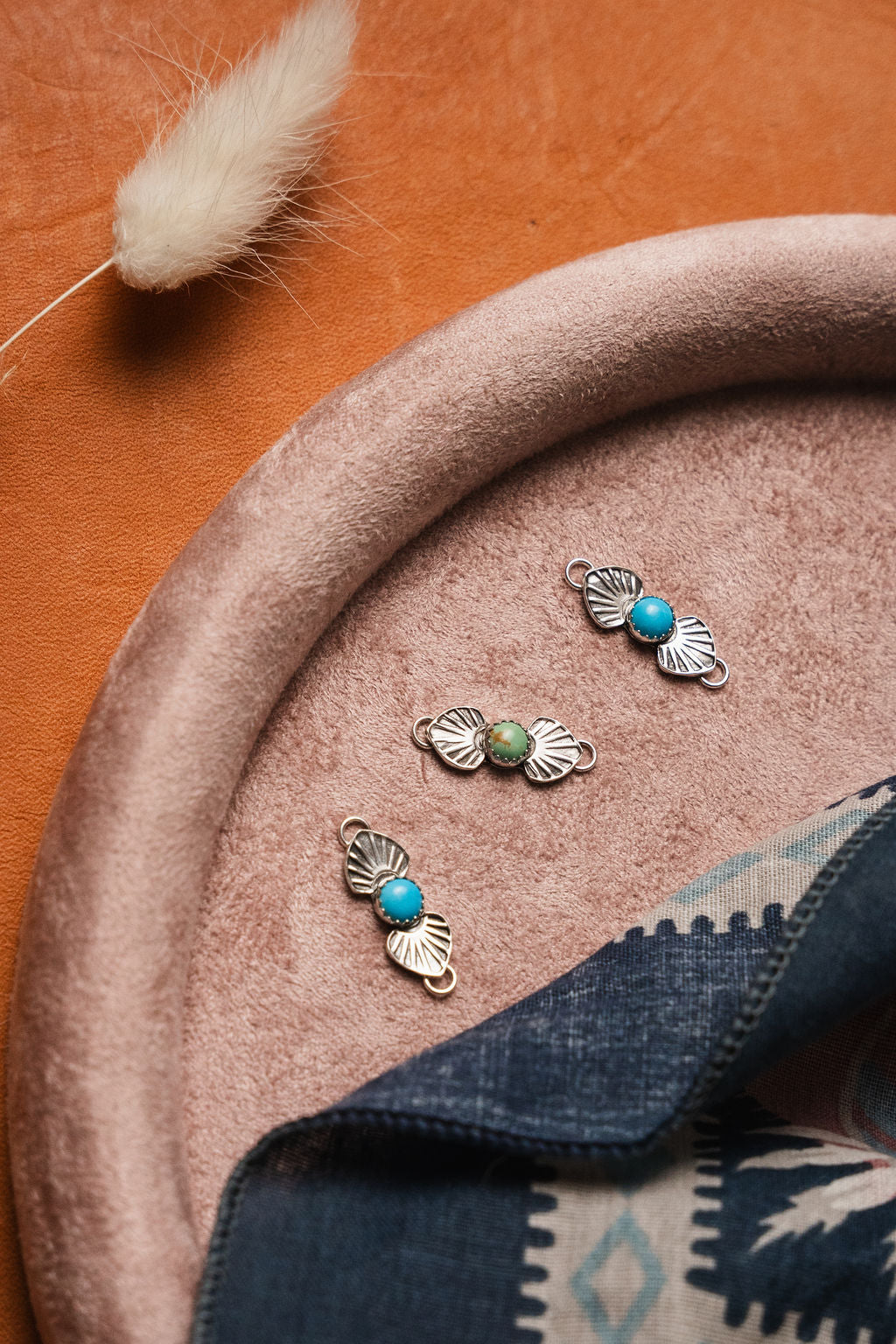 Bar Connectors W/ Hand Stamped Fan Detail And Kingman Turquoise