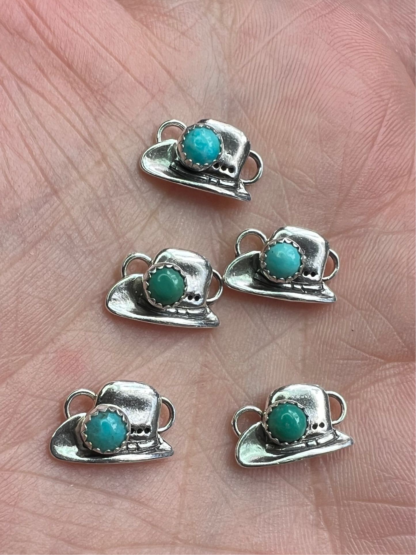 Cowboy Hat Connector w/ 4mm Kingman Turquoise