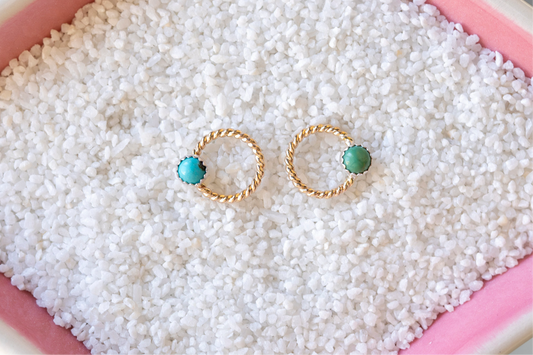 Rope Circle Connector Gold Filled w/ 4mm Kingman Turquoise