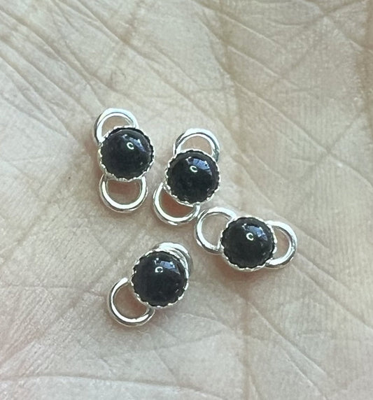 4mm Connectors w/ Black Onyx