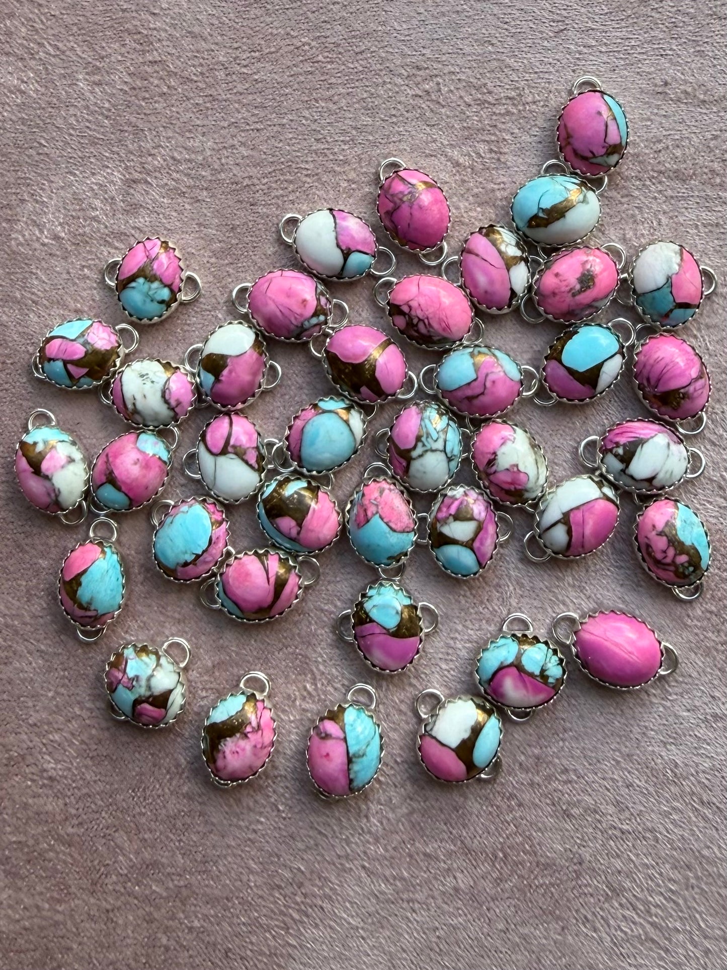 8x10mm Cotton Candy Dahlia Connectors 3 Pack