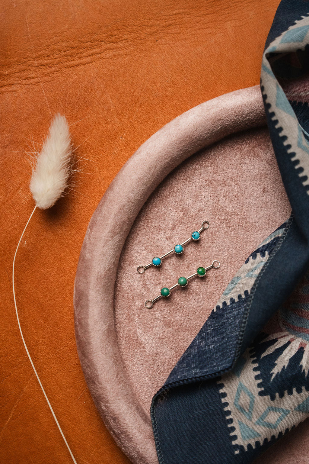 Bar Connectors w/ 3-4mm Kingman Turquoise