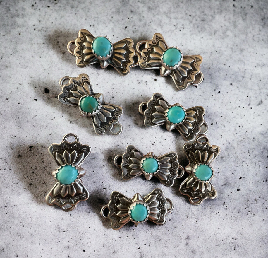 Butterfly Concho Connector w/ 5mm Kingman Turquoise